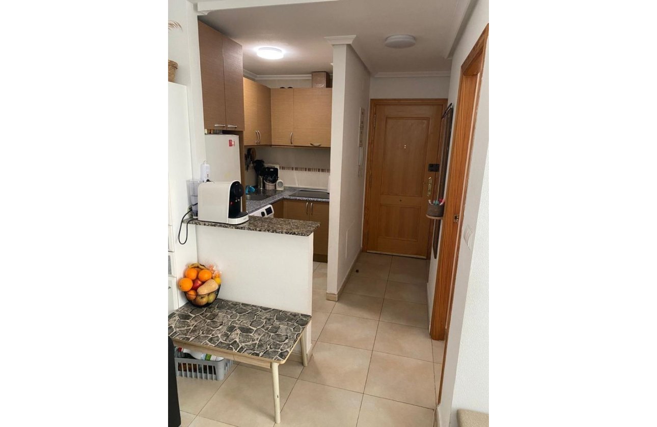 Resale - Apartment / flat - Torrevieja - Centro