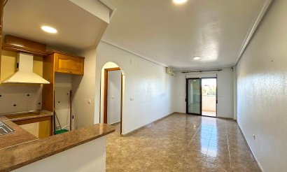Resale - Apartment / flat - Orihuela Costa - Campoamor
