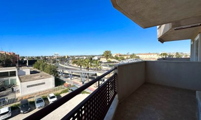 Resale - Apartment / flat - Orihuela Costa - Campoamor