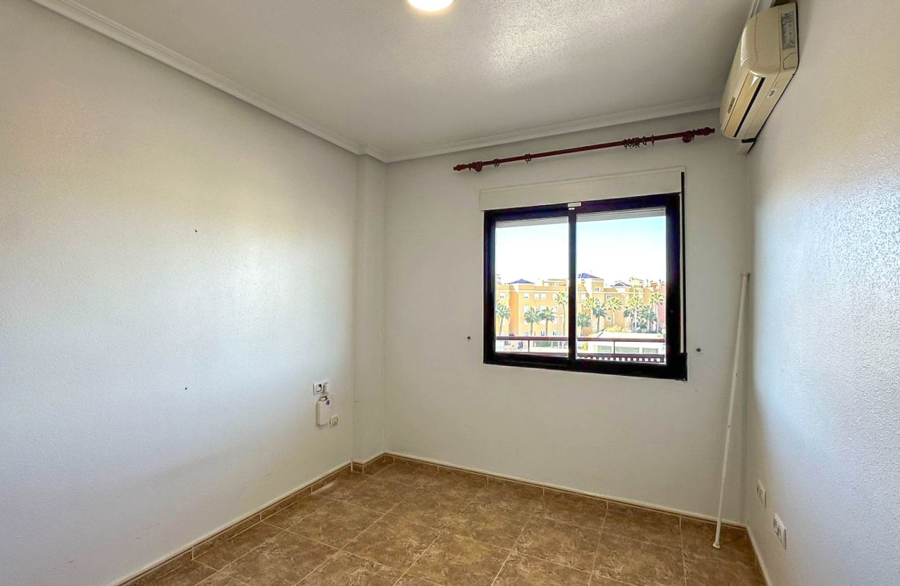 Resale - Apartment / flat - Orihuela Costa - Campoamor