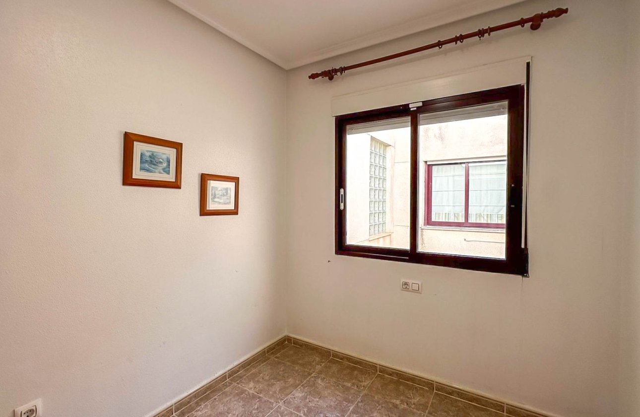 Resale - Apartment / flat - Orihuela Costa - Campoamor