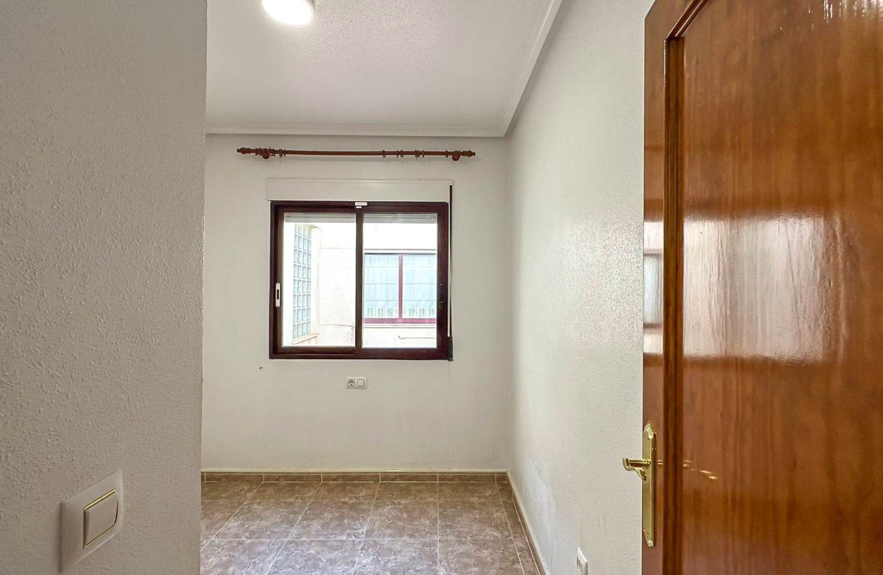 Resale - Apartment / flat - Orihuela Costa - Campoamor