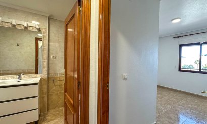 Resale - Apartment / flat - Orihuela Costa - Campoamor