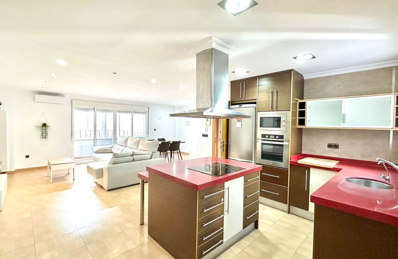 Resale - Apartment / flat - Torrevieja - Centro