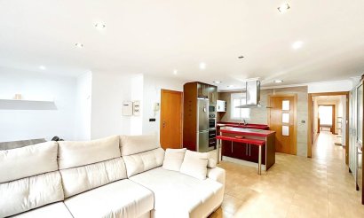 Resale - Apartment / flat - Torrevieja - Centro