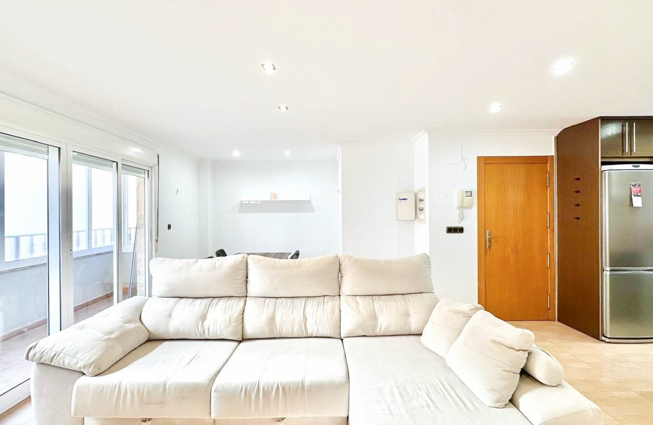 Resale - Apartment / flat - Torrevieja - Centro