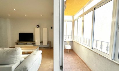 Resale - Apartment / flat - Torrevieja - Centro