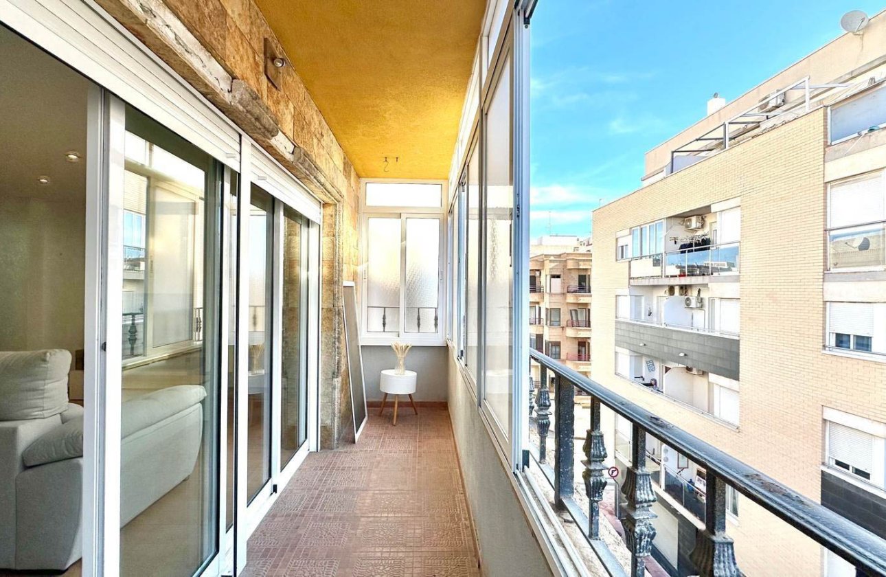 Resale - Apartment / flat - Torrevieja - Centro
