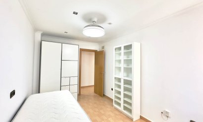 Resale - Apartment / flat - Torrevieja - Centro