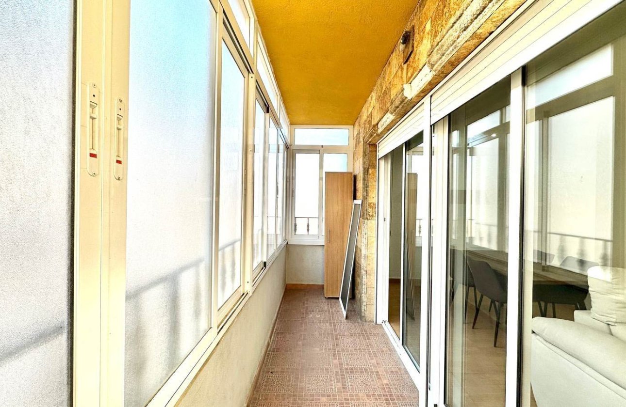 Resale - Apartment / flat - Torrevieja - Centro