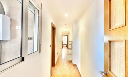 Resale - Apartment / flat - Torrevieja - Centro