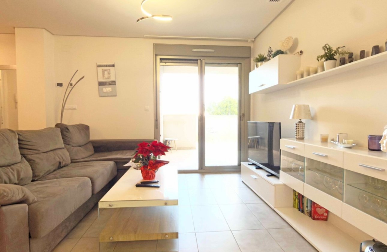 Resale - Apartment / flat - Orihuela Costa - Los Dolses
