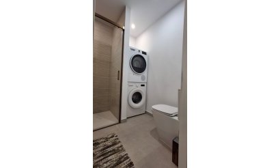 Resale - Apartment / flat - Torrevieja - Playa Acequion