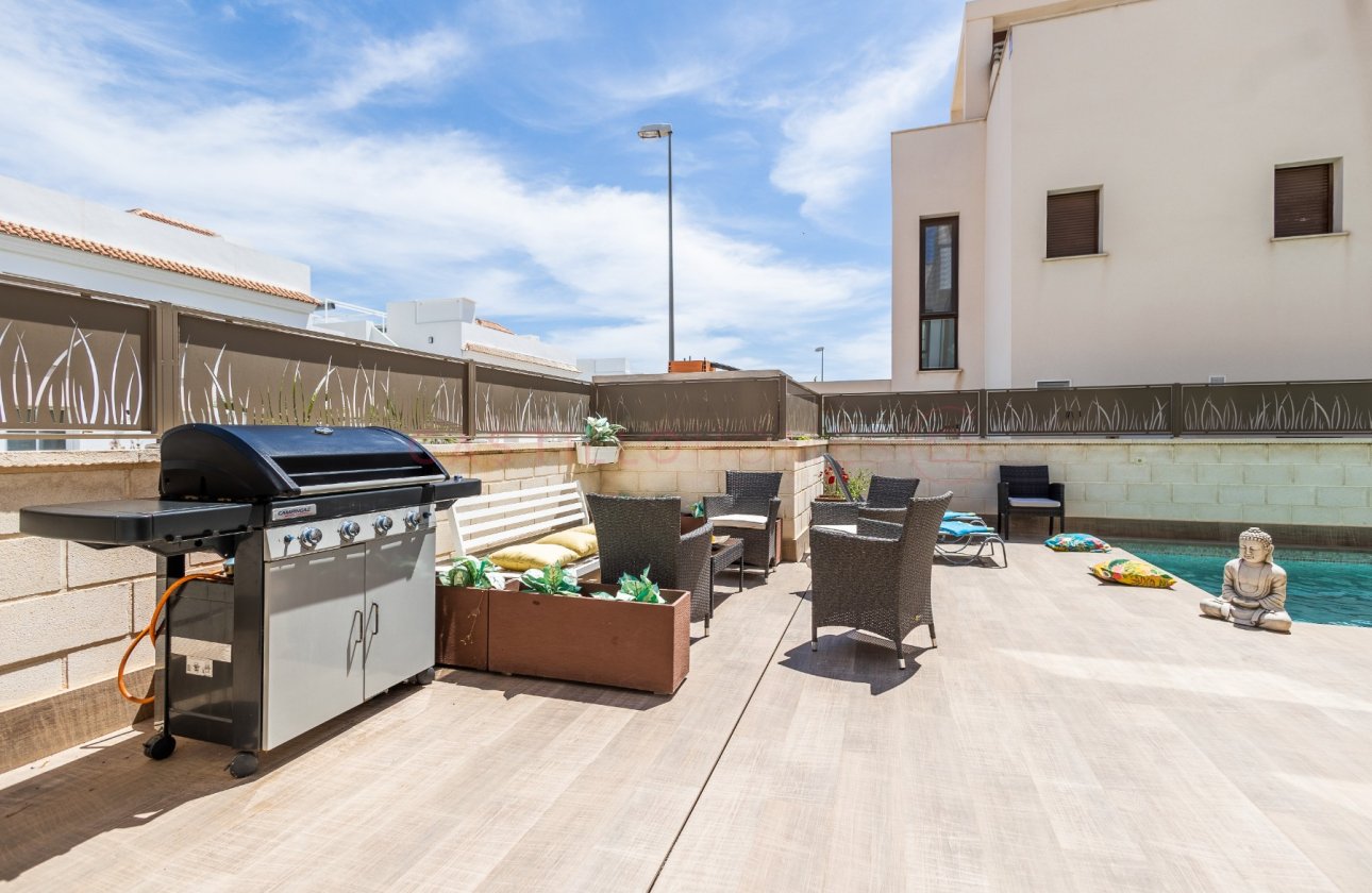 Resale - Villa - Rojales - Ciudad Quesada