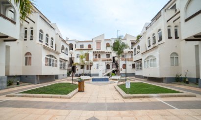 Resale - Apartment / flat - Torrevieja - El Acequión - Los Náufragos