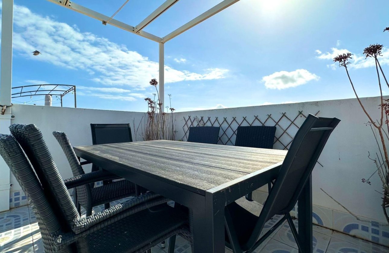 Resale - Bungalow - Torrevieja - La Siesta - El Salado -  Torreta