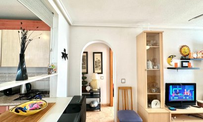 Resale - Bungalow - Torrevieja - La Siesta - El Salado -  Torreta