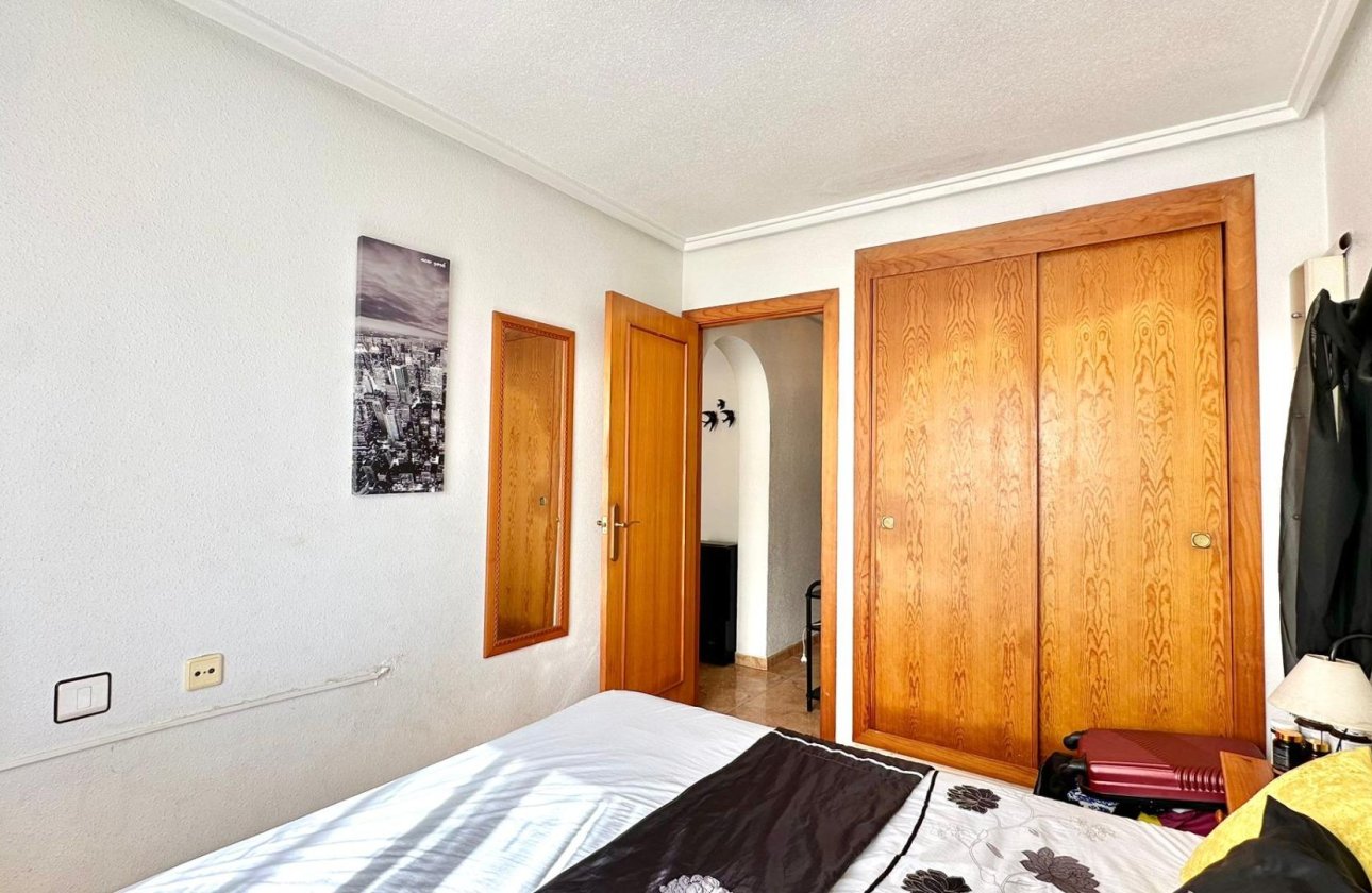 Resale - Bungalow - Torrevieja - La Siesta - El Salado -  Torreta