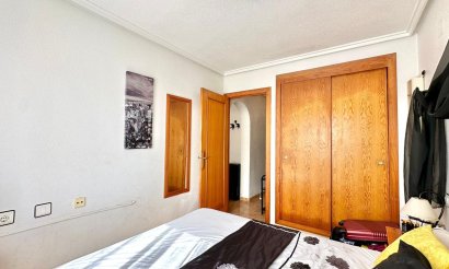 Resale - Bungalow - Torrevieja - La Siesta - El Salado -  Torreta
