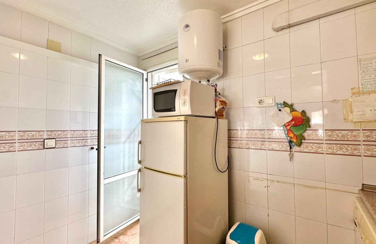 Resale - Bungalow - Torrevieja - La Siesta - El Salado -  Torreta