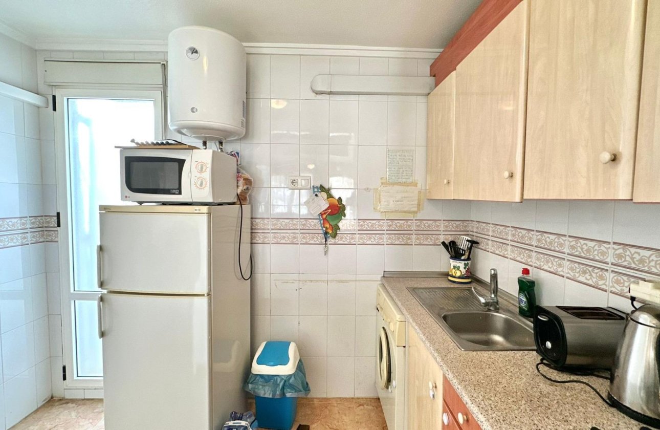 Resale - Bungalow - Torrevieja - La Siesta - El Salado -  Torreta