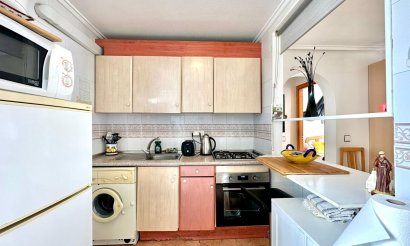 Resale - Bungalow - Torrevieja - La Siesta - El Salado -  Torreta