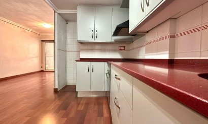 Resale - Apartment / flat - Torrevieja - Playa del Acequión