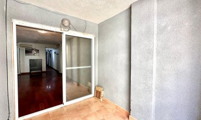 Resale - Apartment / flat - Torrevieja - Playa del Acequión