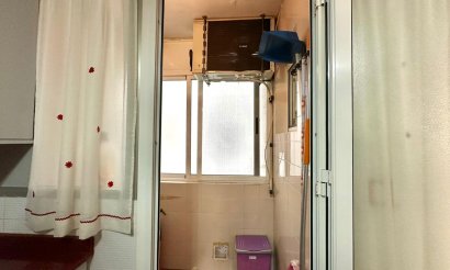 Resale - Apartment / flat - Torrevieja - Playa del Acequión