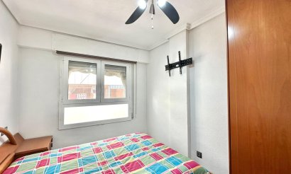 Resale - Apartment / flat - Torrevieja - Playa del Acequión