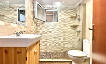 Resale - Apartment / flat - Torrevieja - Playa del Acequión