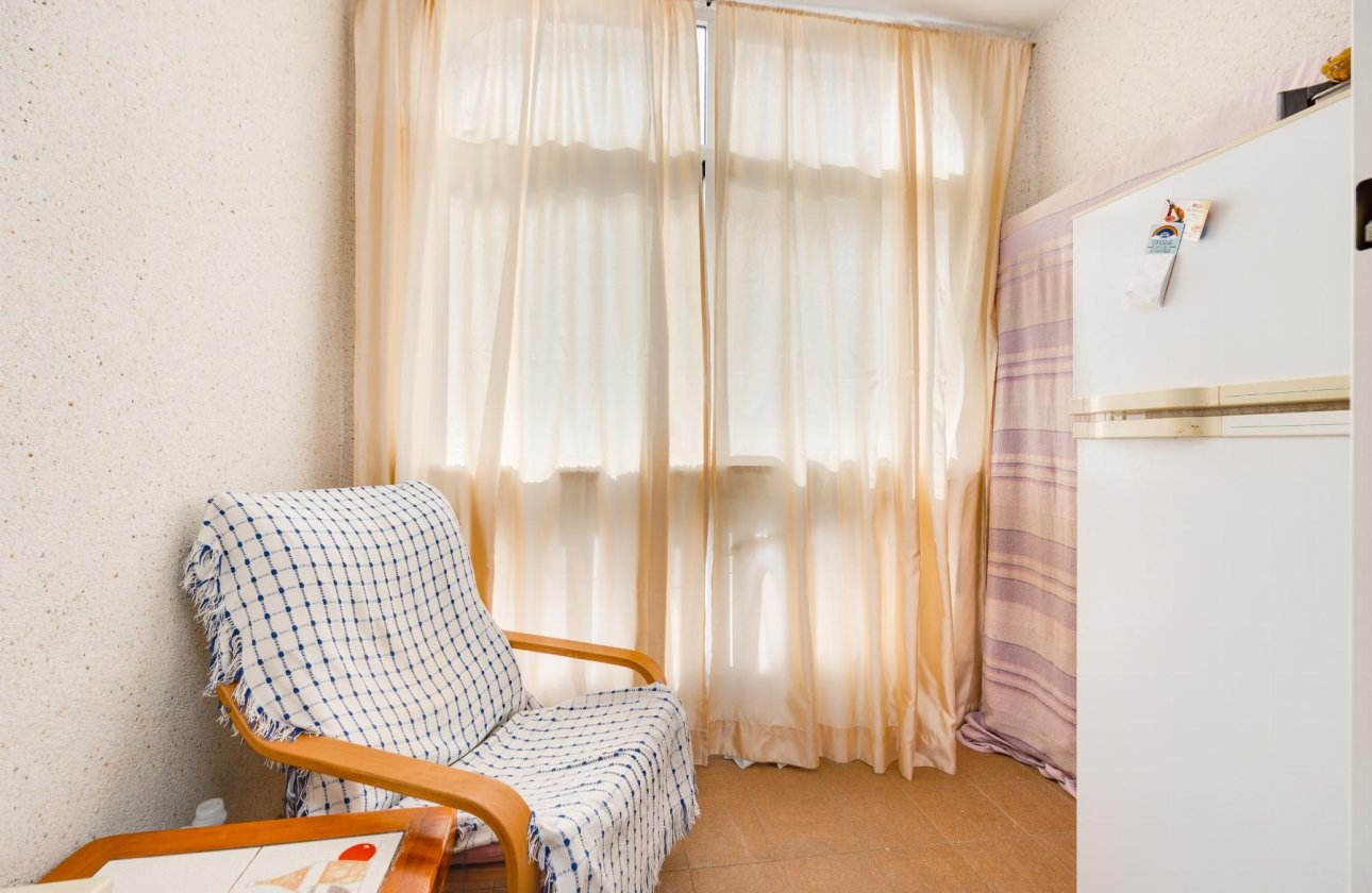 Resale - Apartment / flat - Torrevieja - Playa del Acequión