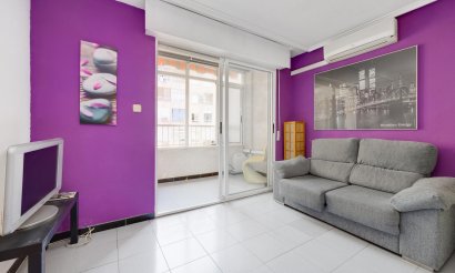 Resale - Apartment / flat - Torrevieja - Playa de Los Locos-Curva del Palangre