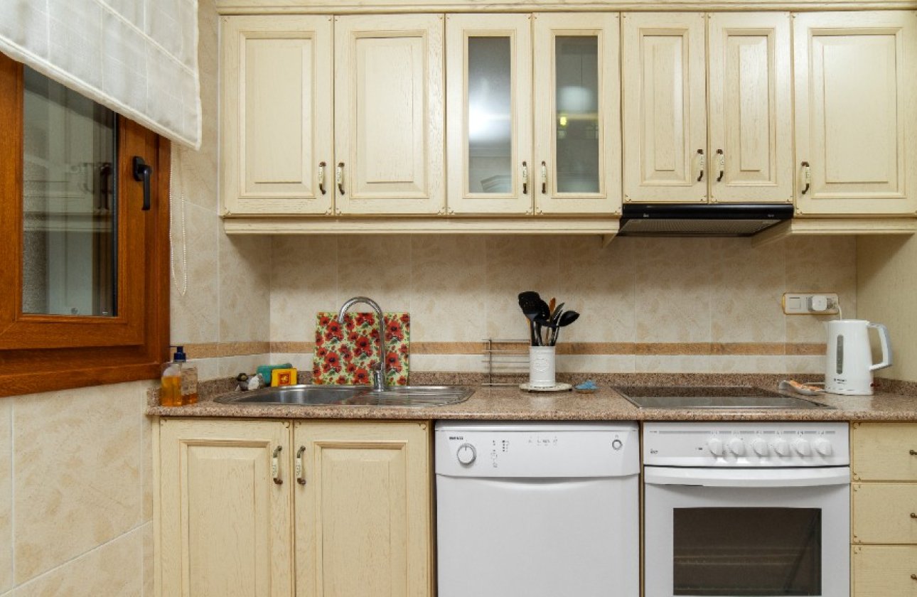 Reventa - Villa - Los Altos