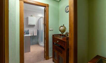 Reventa - Villa - Los Altos