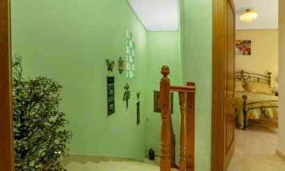 Reventa - Villa - Los Altos