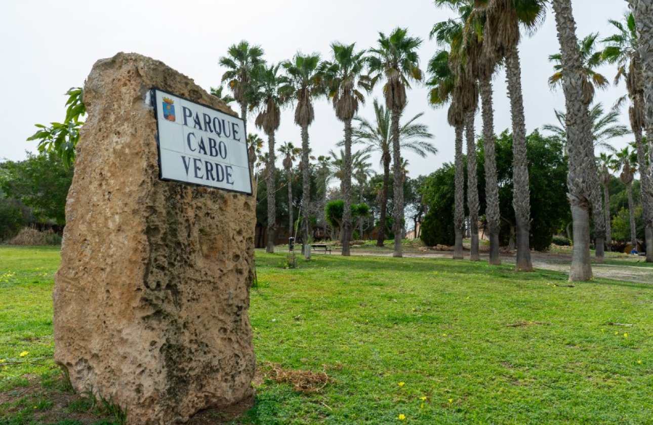 Reventa - Villa - Los Altos