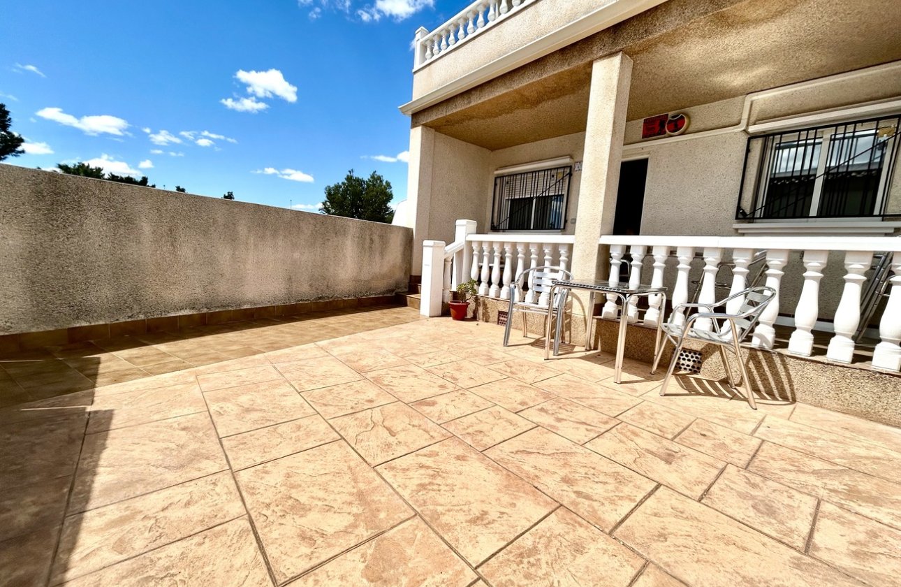 Resale - Apartment / flat - Villamartin