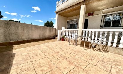 Resale - Apartment / flat - Villamartin
