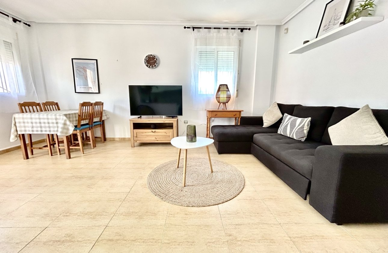 Resale - Apartment / flat - Villamartin