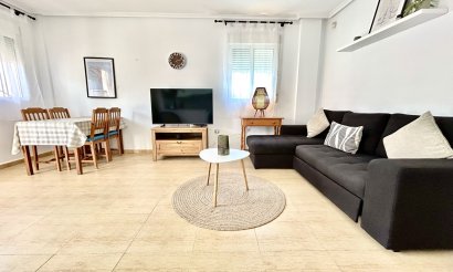 Resale - Apartment / flat - Villamartin