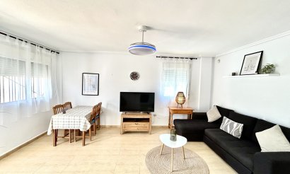 Resale - Apartment / flat - Villamartin