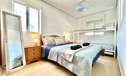 Resale - Apartment / flat - Villamartin