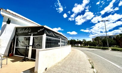 Resale - Apartment / flat - Villamartin