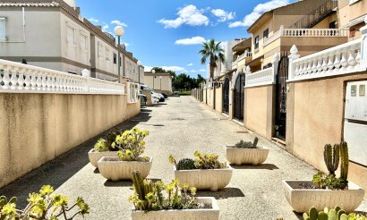 Resale - Apartment / flat - Villamartin