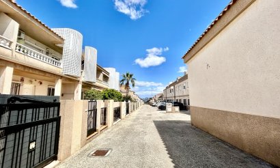 Resale - Apartment / flat - Villamartin