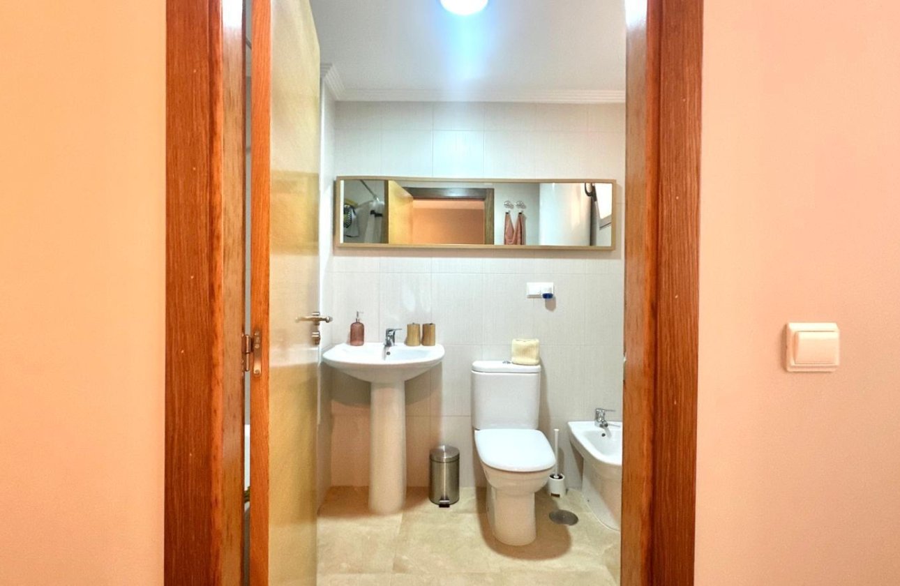 Resale - Apartment / flat - Torrevieja - La Mata