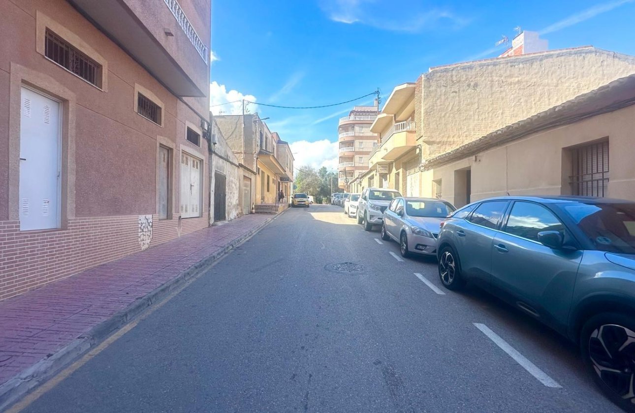 Resale - Apartment / flat - Torrevieja - La Mata