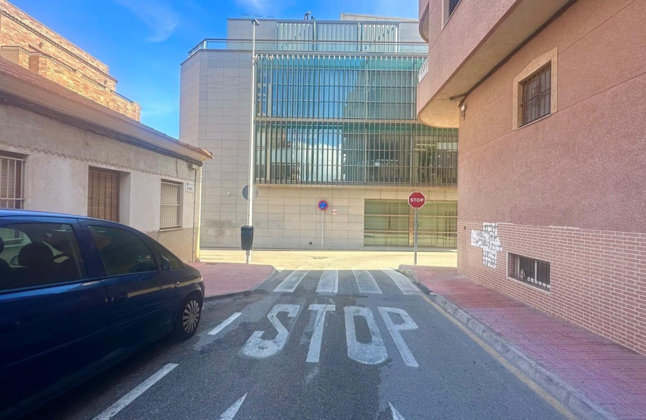 Resale - Apartment / flat - Torrevieja - La Mata