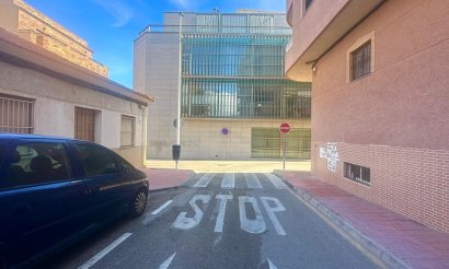 Resale - Apartment / flat - Torrevieja - La Mata